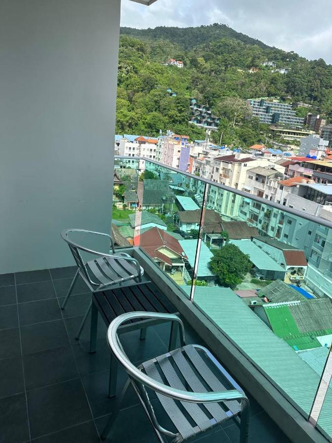 Отель Neon Patong Экстерьер фото